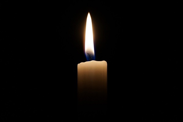 grief_mourning_black_candle_600px